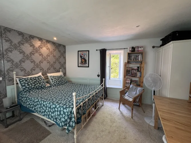 Village house with a pretty garden photo 4