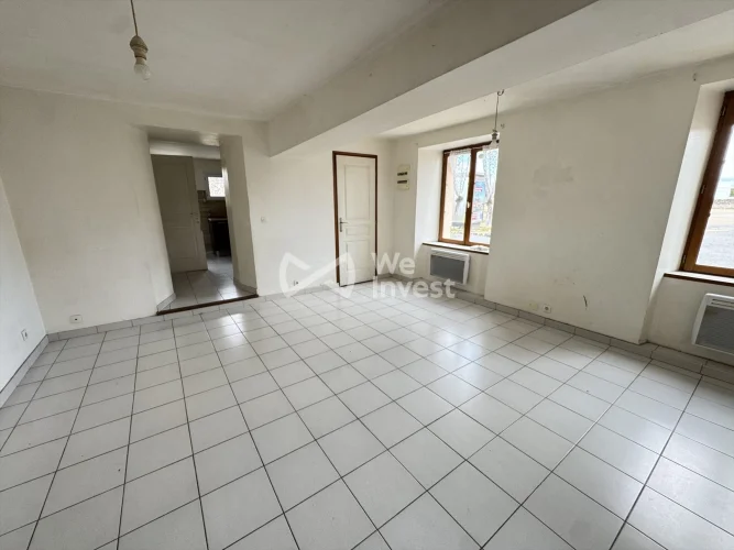4-Room House with Garden photo 3