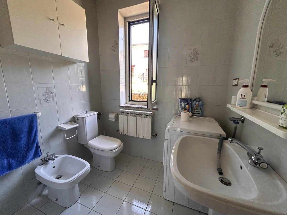 Property in Atina photo 5
