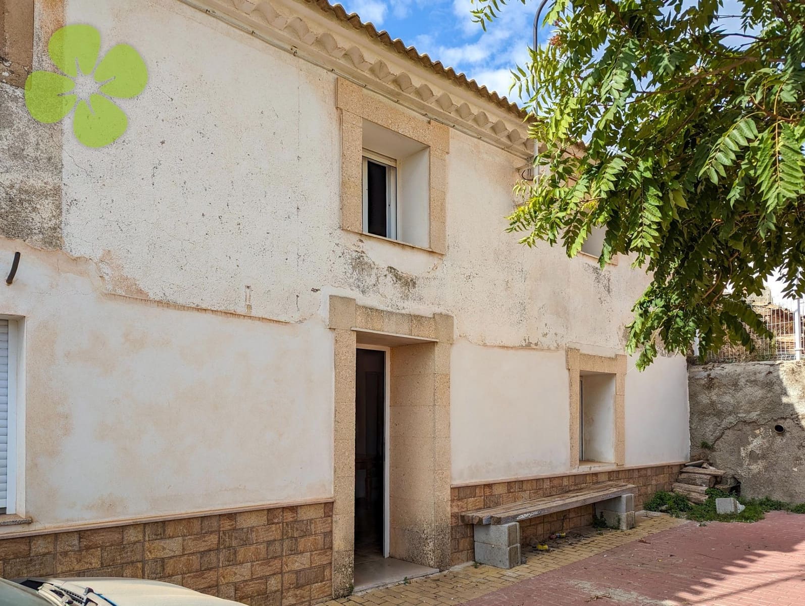Townhouse for sale in Oria, Almería
