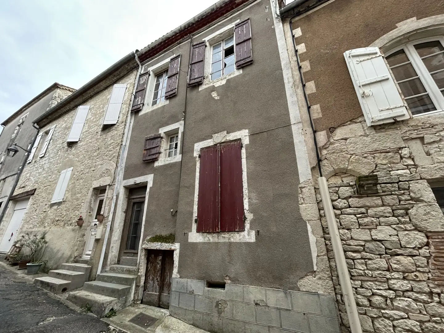 House for sale in Monflanquin — 1 bedroom, 66 m²