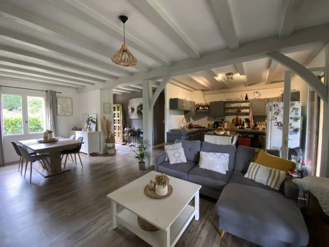 House This Charming Périgord-Style House Will Appeal to you with its Excellent Overall Condition as Well as photo 2