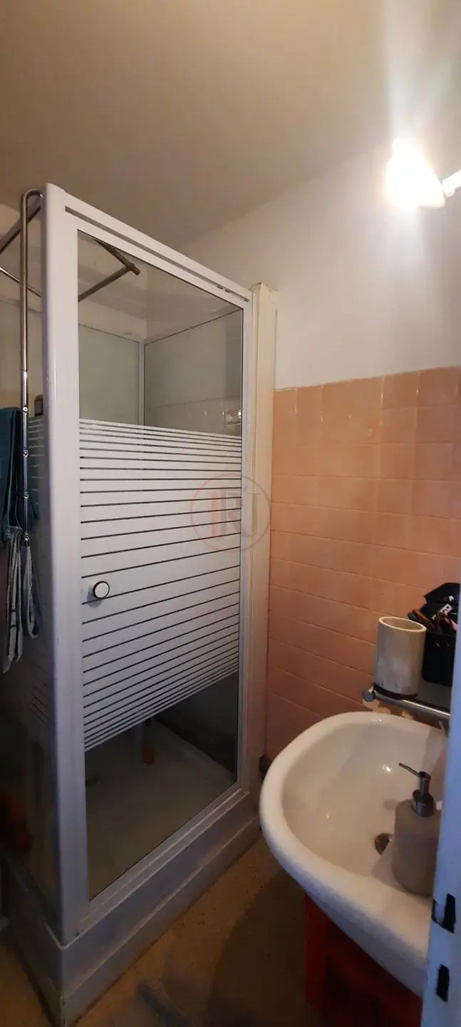 Apartment for sale in Nîmes — 1 bedroom, 62 m² photo 5