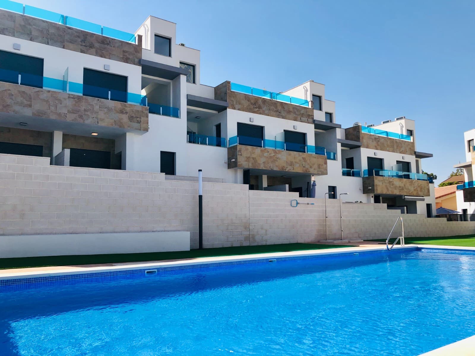 Townhouse for sale in Bigastro, Alicante photo 5