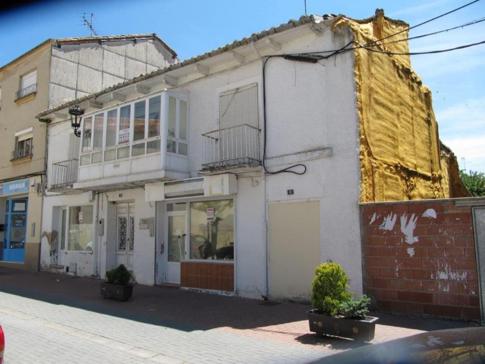Villa for sale in Herrera de Pisuerga, Palencia photo 2