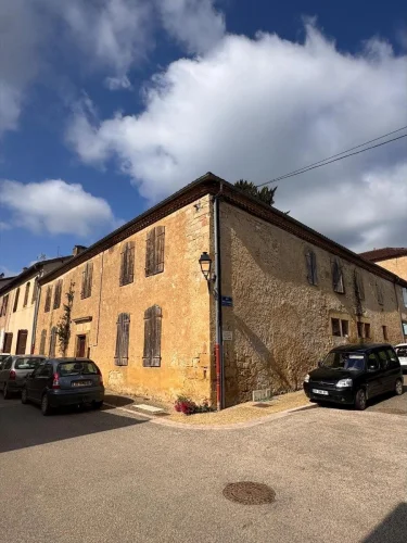 Stunning Stone Property to Renovate in a Charming Village, 15 Minutes from Auch