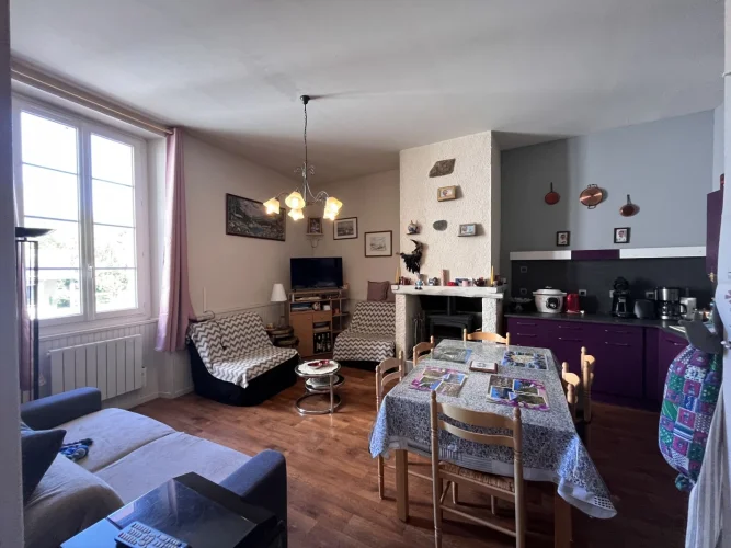 2 Bed House for Sale in Vicdessos photo 2