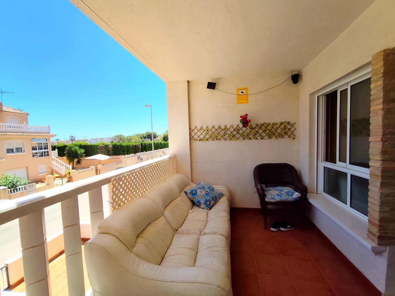Apartment for sale in Villamartin, Orihuela, Alicante photo 2