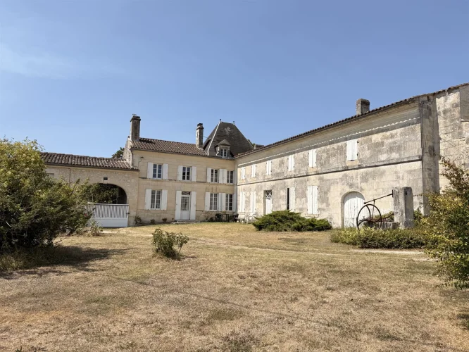 Beautiful Charentaise House with Outbuildings and 5,325 m² of Grounds