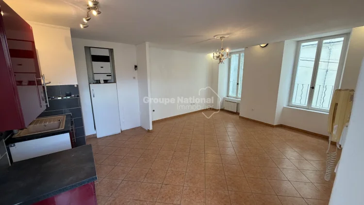 3-Room Apartment, 50 m². Pleasant View, Low Co-Ownership Charges (Private) photo 4