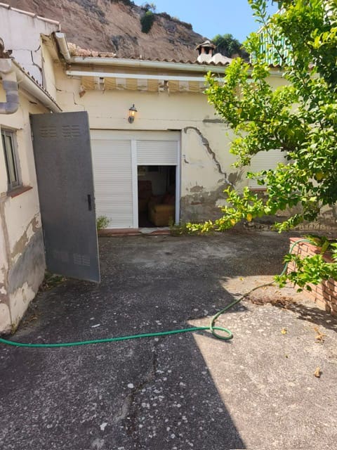 Bungalow for sale in Iznájar, Córdoba photo 2