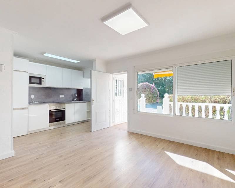 Bungalow for sale in Villamartin, Orihuela, Alicante photo 4