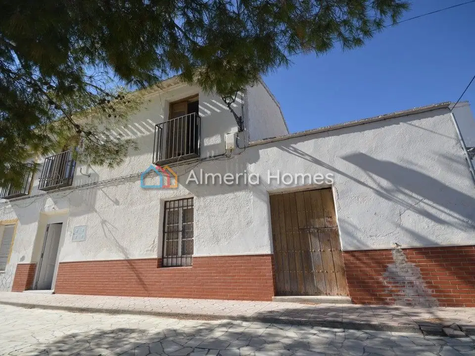Country house in Arboleas, Almeria province