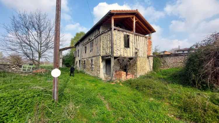 Two Houses for Renovation Near Saint Girons
