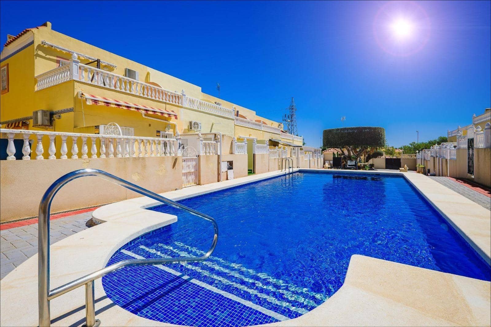 Terraced Villa for sale in Las Filipinas, Alicante photo 2