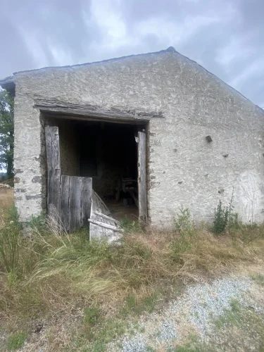 House + Barn to Renovate photo 2