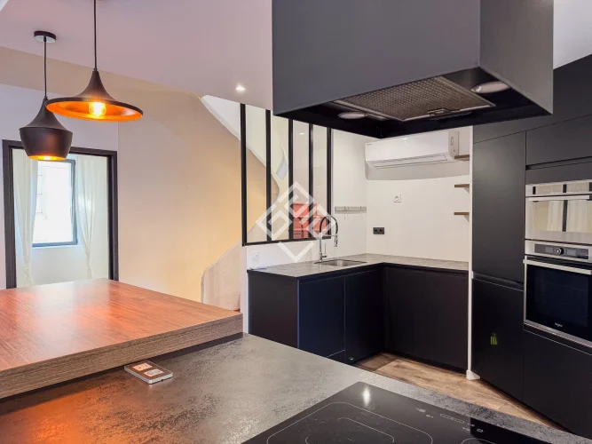 Charming Village House, Fully Renovated photo 2