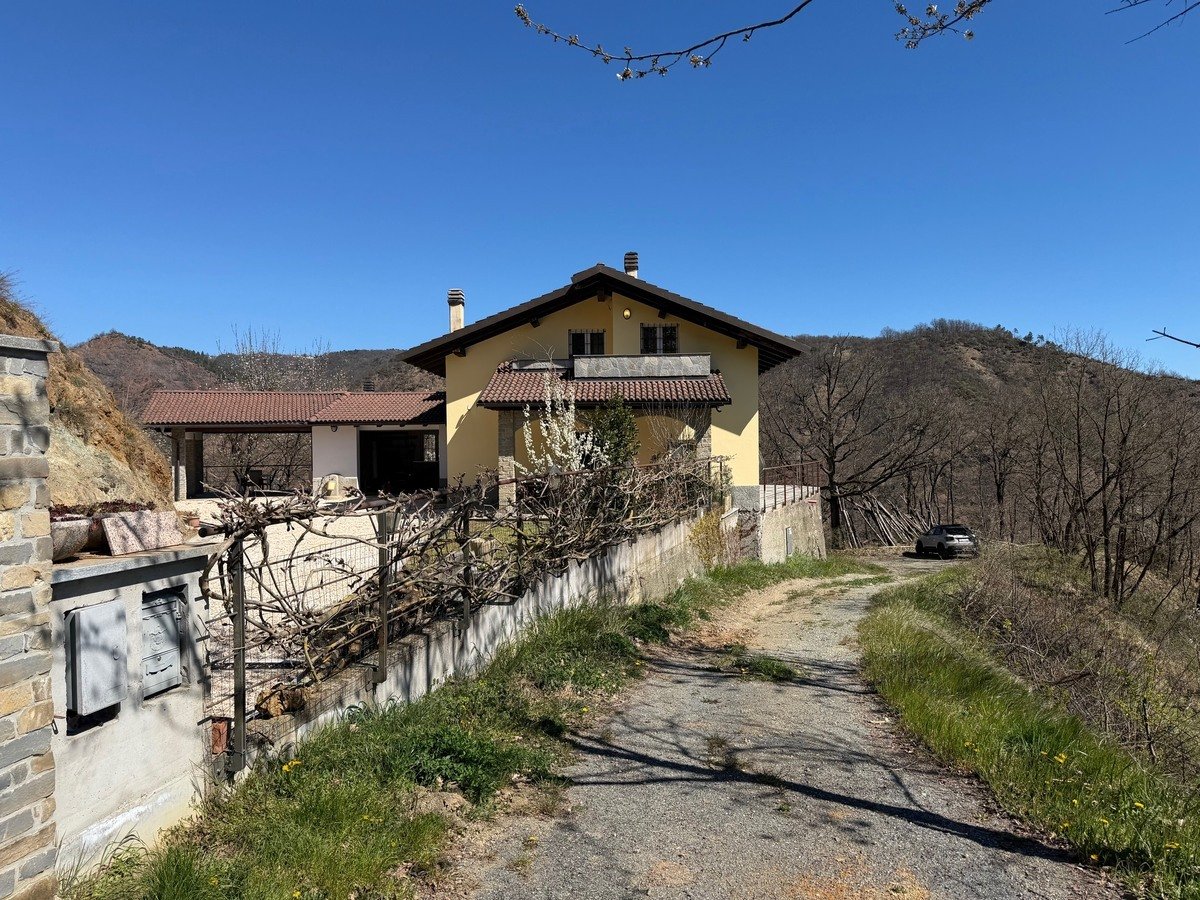 3 bedrooms house, 200 m² Pareto, Alessandria (province) photo 3
