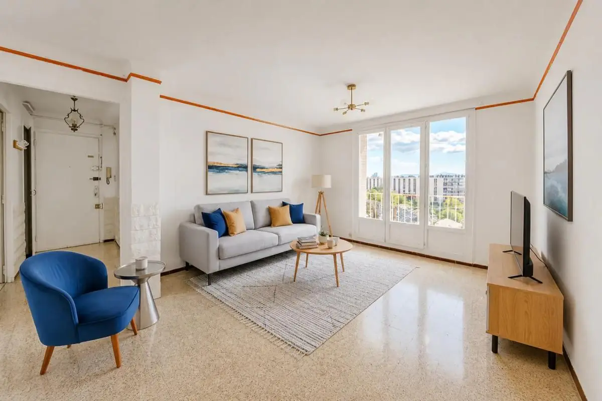 Apartment for sale in Marseille 15eme — 2 bedrooms, 54 m²