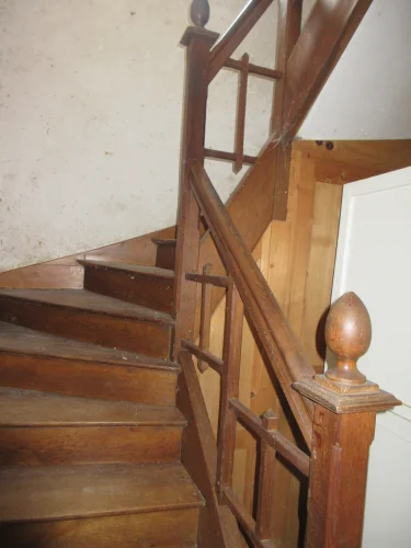 Charming Renovation Project! photo 5