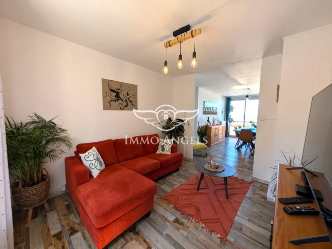 Sète Four-Room through-Flat with Exceptional View photo 5