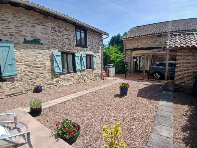 3 Bedroom Stone House with a Separate Guest House and a Barn for Sale Haute Vienne photo 4