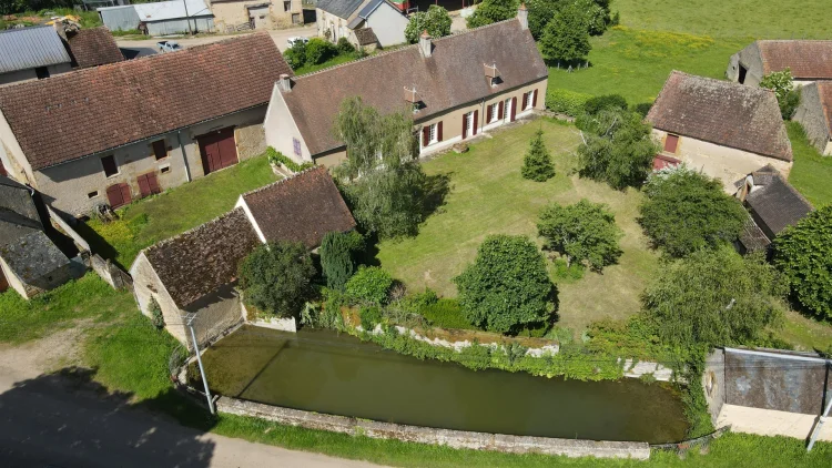 In the Heart of our Beautiful Nivernais Countryside, Residential House with Numerous Outbuildings photo 2
