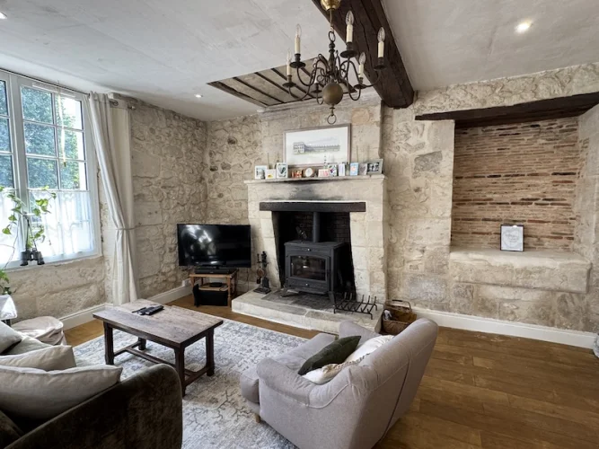 Spacious village house which has been lovingly renovated photo 3