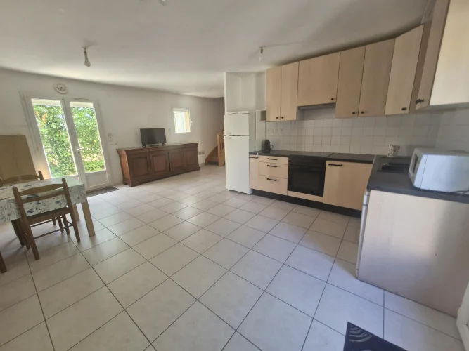 House 81 m² 17132 Meschers Sur Gironde photo 3