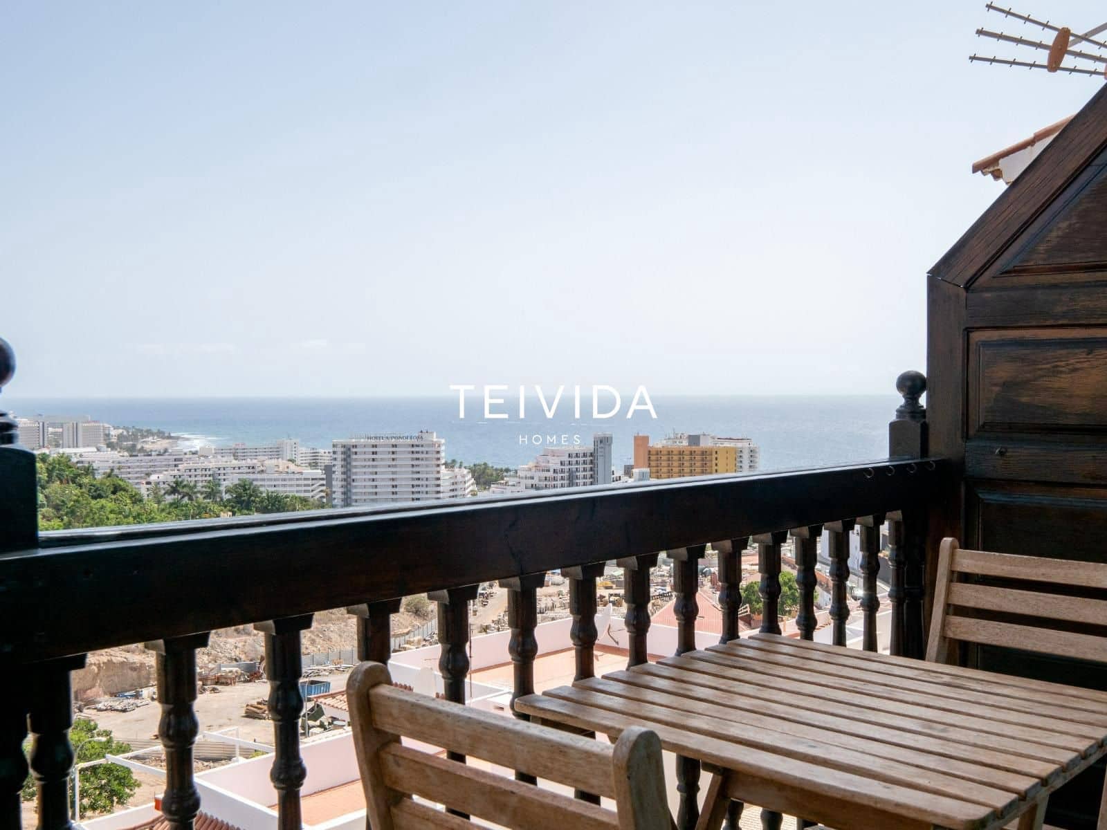 Flat for sale in San Eugenio, Adeje, Tenerife photo 2