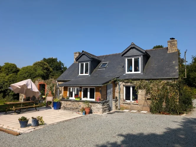 Cotes D'armor - a 2-Bedroom Stone House, 1 Bed Gite with a Garage and a Stone Outbuilding for Renovation, Near Locarn