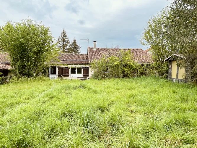 Detached Village House with Garden and Outbuildings photo 5