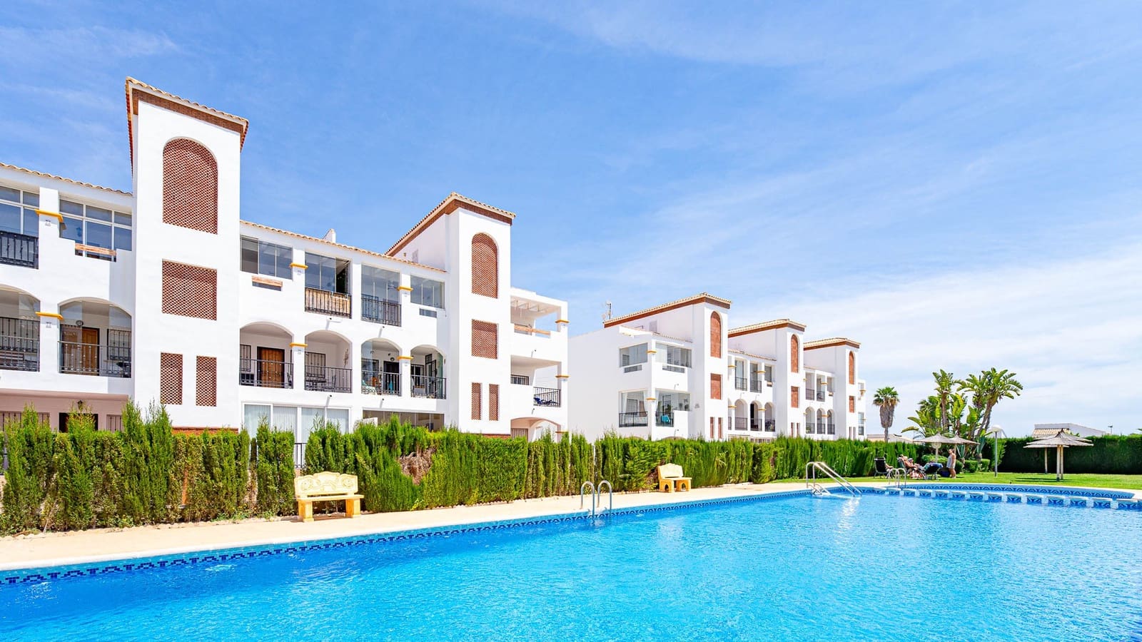 Apartment for sale in Los Altos, Alicante photo 4
