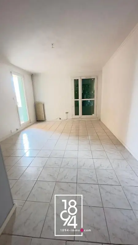 Apartment for sale in Nimes — 3 bedrooms, 72 m² photo 3