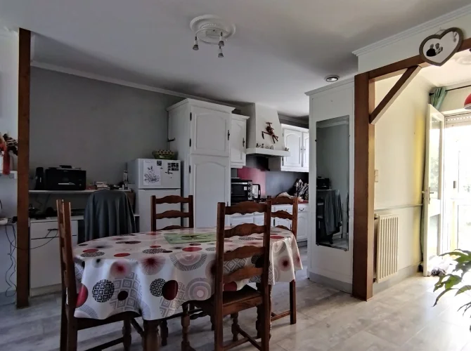 House with Basement, 3 Bedrooms, Fenced Plot of 840 m² photo 2