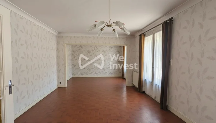 La Ferté-Bernard Area, Family House with Outbuilding and Land photo 2