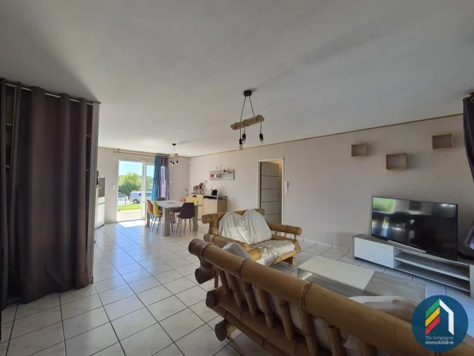 Bungalow in Réaumur photo 4