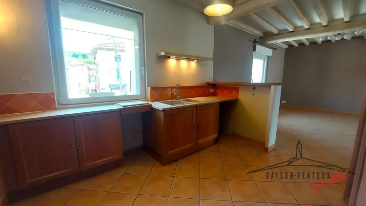 Village House 165 m² with Terrace in the Town Center photo 3