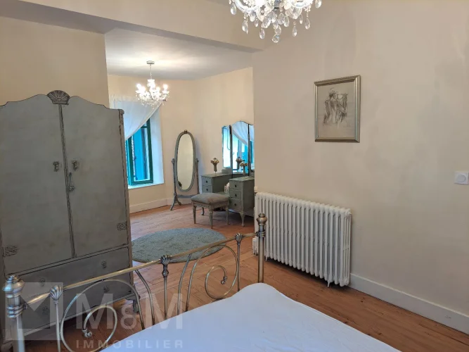 This Townhouse Offers Approximately 95m² of Living photo 5