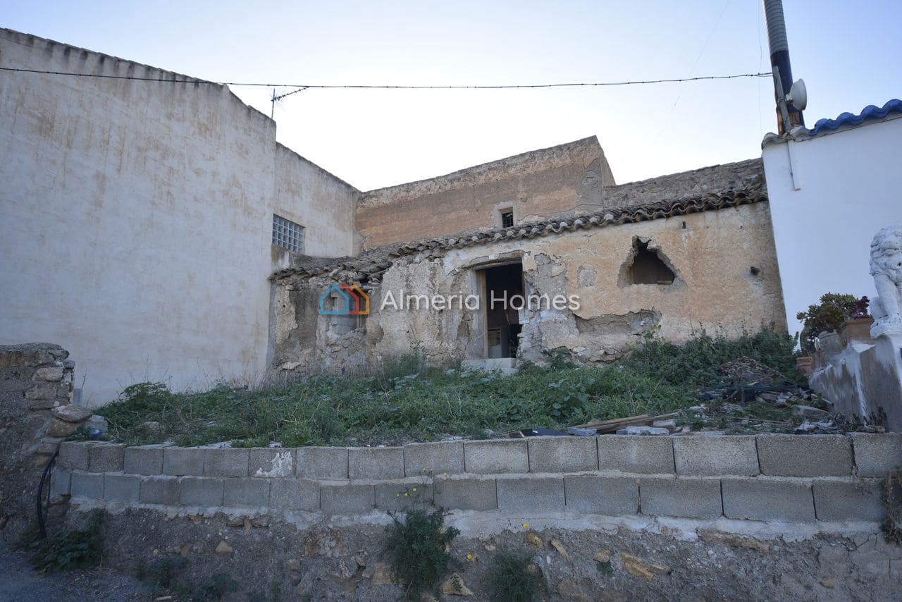 Finca/Country House for sale in Oria, Almería