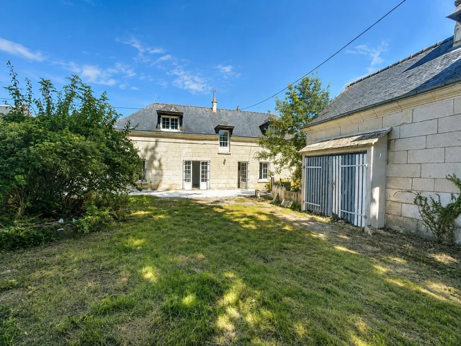 Charming House in Huismes