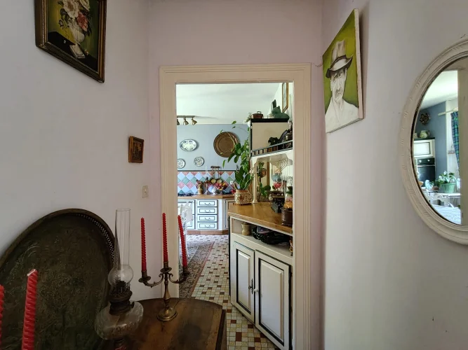 Peaceful Country Property with Guest House and Scenic Views photo 4