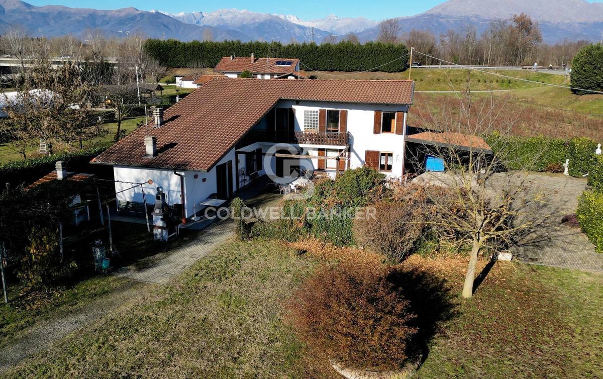 3 bedrooms detached house, 200 m² Rivarolo Canavese, Turin (province) Canavese photo 3