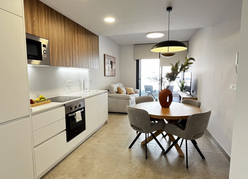 Apartment for sale in Las Piscinas Naturales, Torrevieja, Alicante photo 3