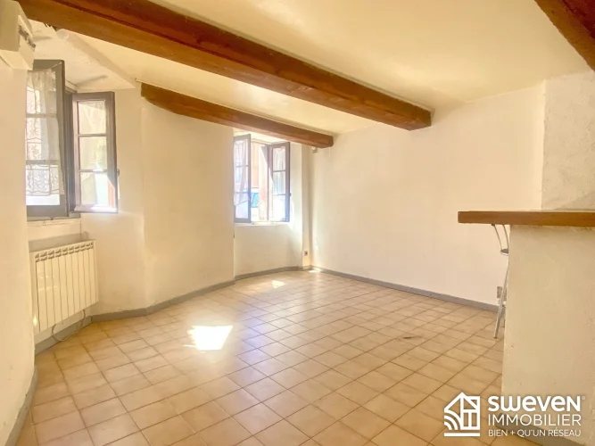 Village House with Roof Terrace