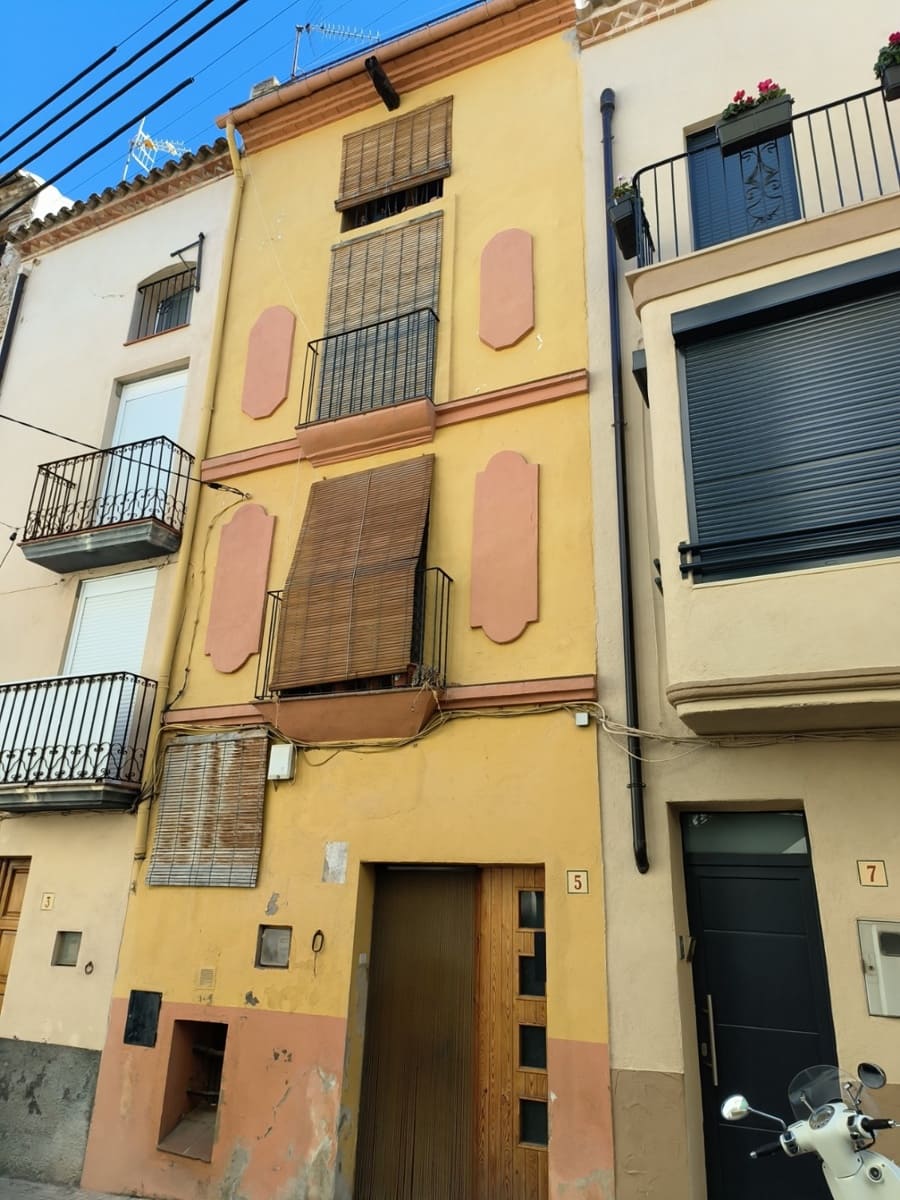 Townhouse for sale in Tivissa, Tarragona