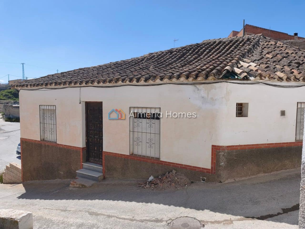 Townhouse for sale in Caniles, Granada photo 2