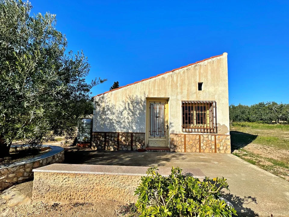 Country house in Aldover, Tarragona province