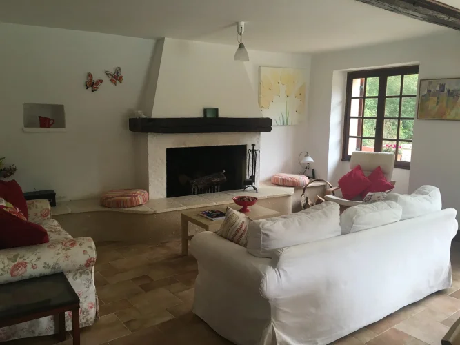 Lovely 2-Bedroom House with a Separate Chalet and Heated Pool photo 3
