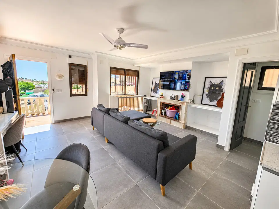Villa in Villamartin, Alicante province photo 3